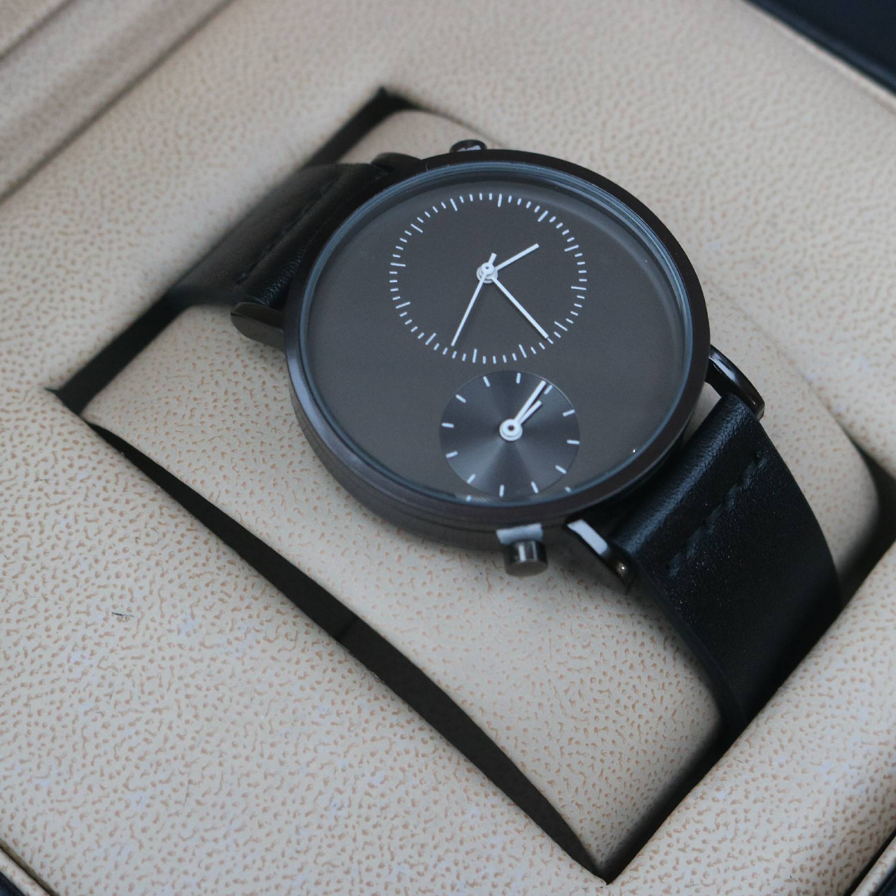 Tomi T079 Men Leather Watch Full Black and Beautiful Dial