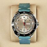 Curren M8272 Watch Leather Strap With Day & Date