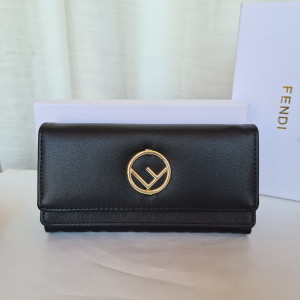 Fendi Ladies Purse Black Color QB00160