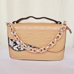Chanel Ladies Hand Bag With Plastic Chain QB00196