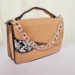 Chanel Ladies Hand Bag With Plastic Chain QB00196