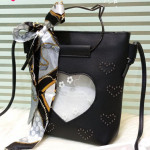 Kitti Hand Bags For Girls Black Color QB00117
