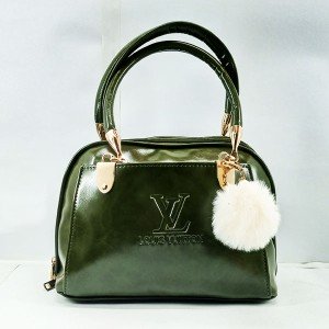 LV Ladies Shoulder Bag Green Color QB00484