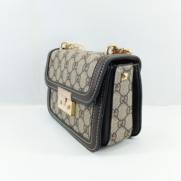 Gucci Hand Bag Brown Color With Chain Stripe QB00327