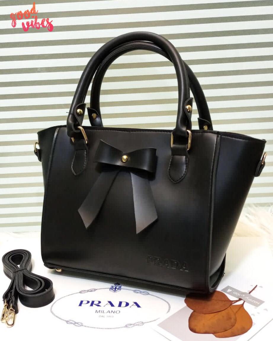 Prada Ladies Bag Black Color QB00131