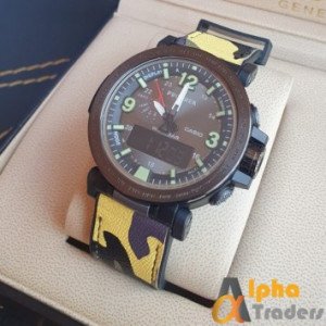 Casio Pro Trex 5479 Men Analog Watch Online Nevy Gold and Black Band